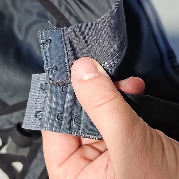 Athletic Works black and gray 40D drimore sports bra - Picture 5 of 6